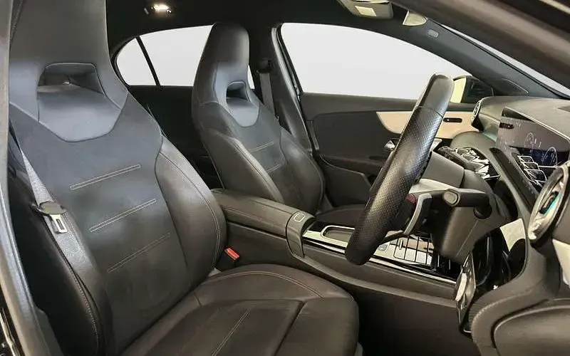 Used Mercedes A250 Executive 218 HP (160 kW) 2024 Black Hatchback