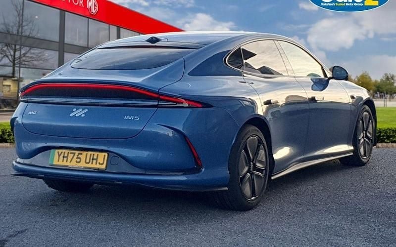 Używany MG IM5 216 kW (295 KM) 2025 Hatchback