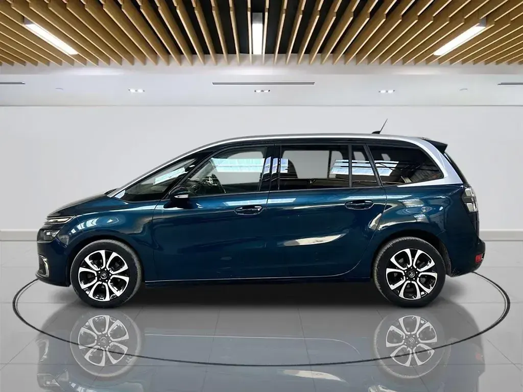 Usado Citroën C4 SpaceTourer Flair 130 HP (95 kW) 2020 Azul Monovolume