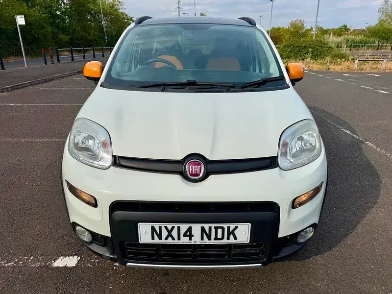 Used Fiat Panda 85 HP (62 kW) 2014 White/black Hatchback