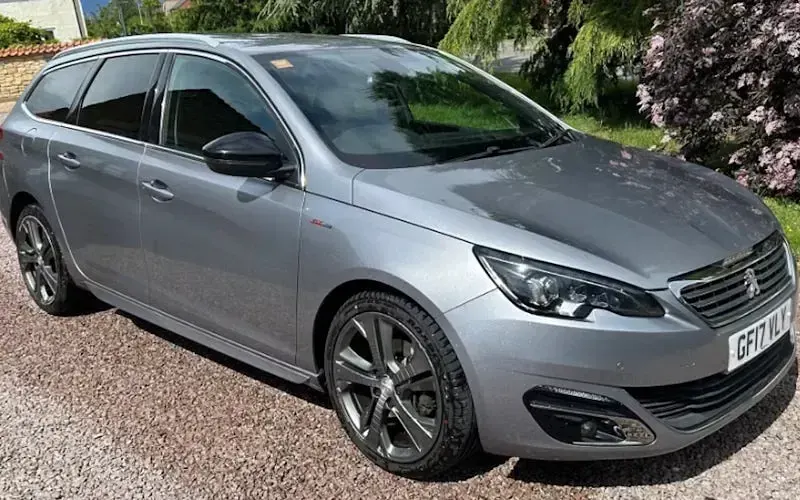 Used Peugeot 308 SW GT-line 120 HP (88 kW) 2016 Estate