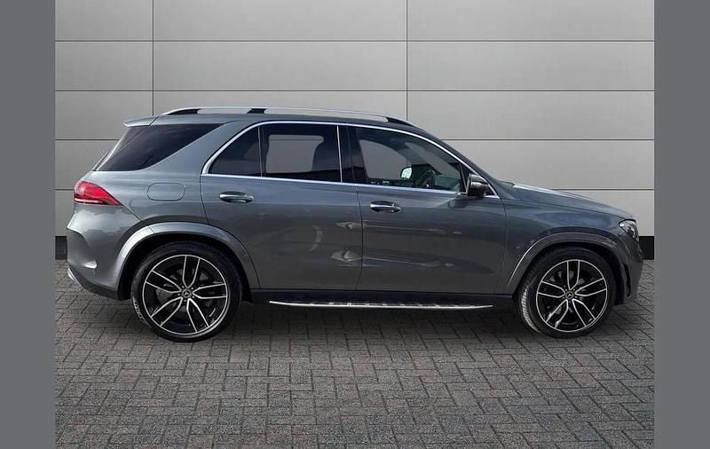 Usado Mercedes GLE400 AMG line 330 HP (242 kW) 2022 Cinzento SUV