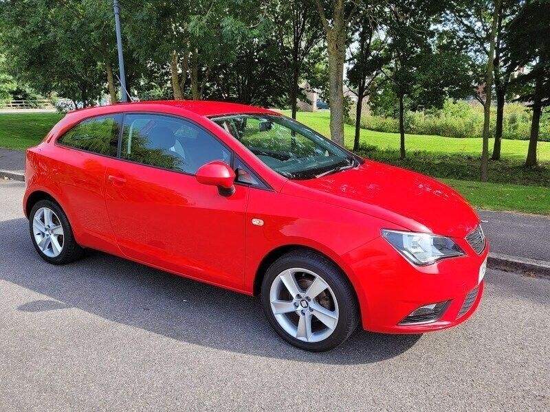 Red Used 2015 Seat Ibiza Hatchback | £4,995 (Fair price) - Image 1/4
