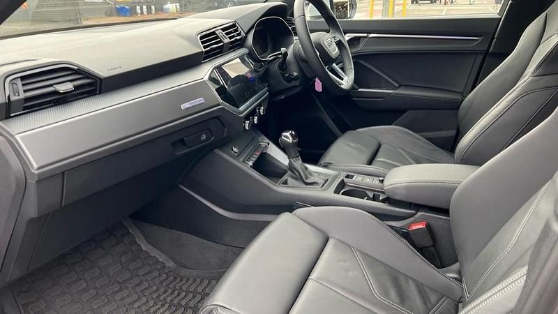 Used Audi Q3 Sportback S-Line 150 HP (110 kW) 2024 White SUV