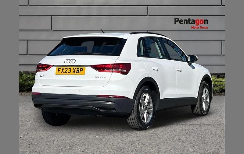 Usado Audi Q3 Design 150 CV (110 kW) 2023 Blanco SUV