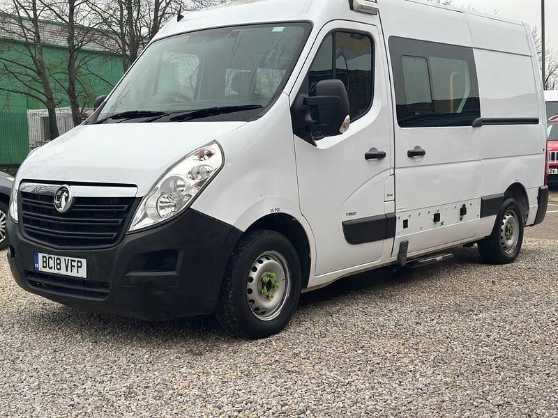 Used Vauxhall Movano 130 HP (95 kW) 2018 White MPV