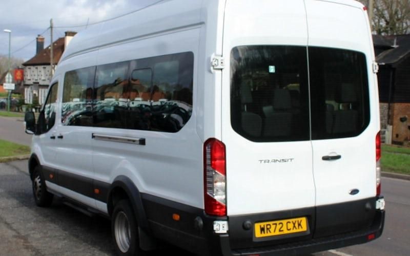 Usado Ford Transit 131 CV (96 kW) 2023 Monovolumen