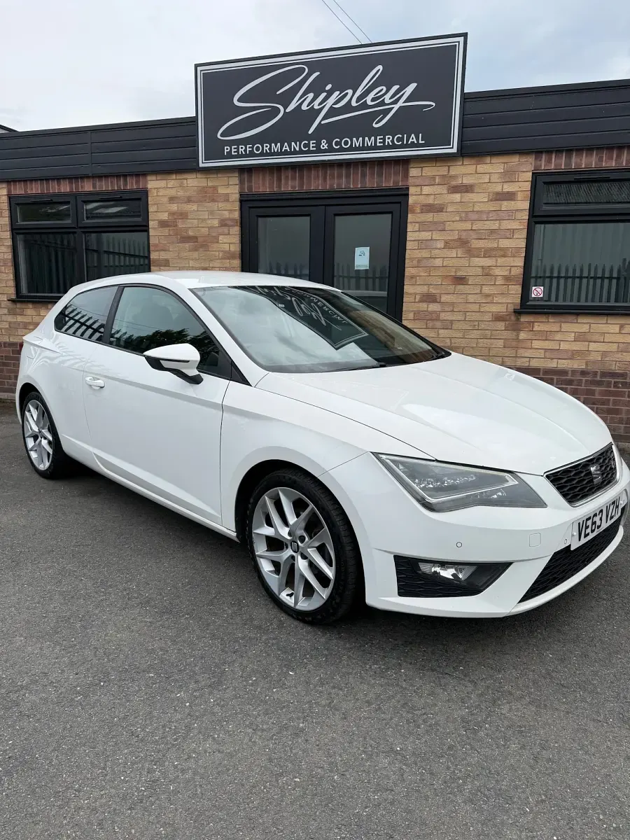 Used Seat Leon FR 2014 White Hatchback
