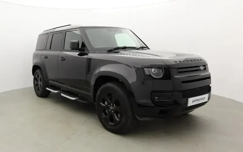 Usado Land Rover Defender HSE Dynamic 300 HP (220 kW) 2024 SUV