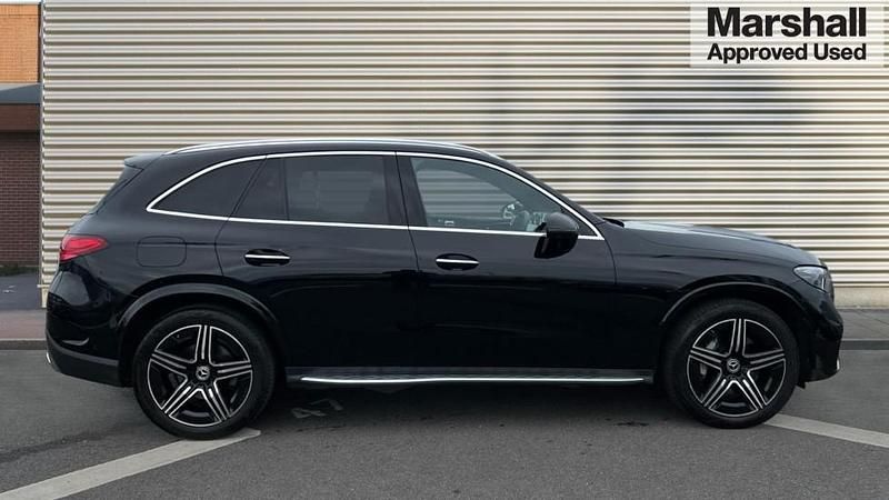 Usado Mercedes GLC220 AMG Line Premium 197 HP (144 kW) 2023 Preto