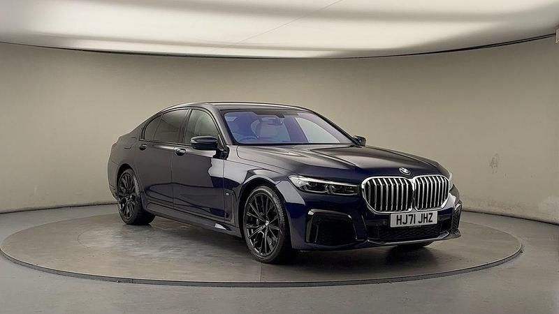 Tansanitblau ii metallic Used 2021 BMW 730 M Sport Sedan | £31,200 (Fair price) - Image 1/4