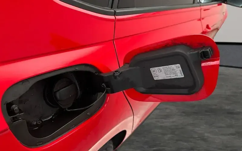 Used VW Polo R-line 116 HP (85 kW) 2020 Red Hatchback