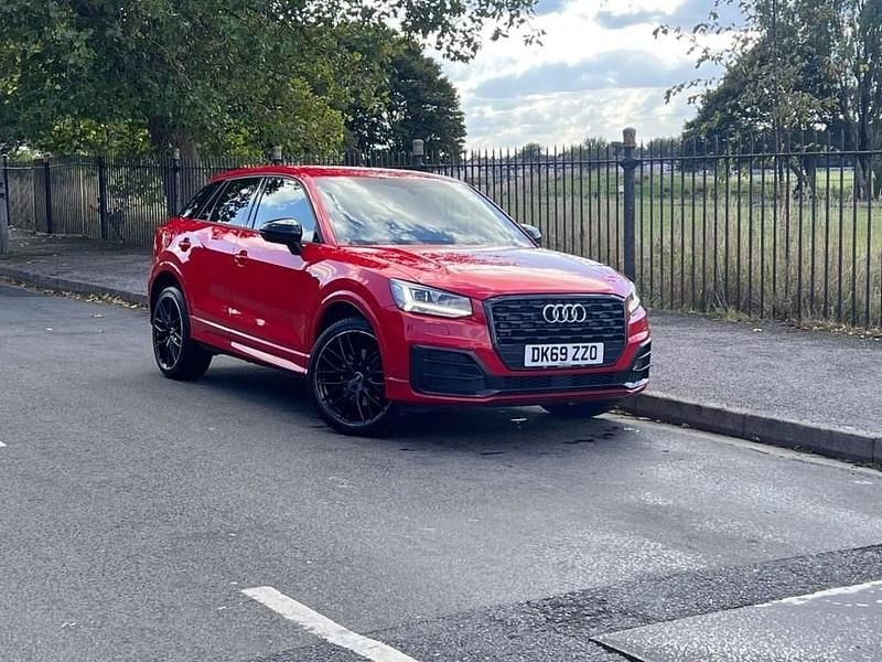 Used Audi Q2 Black Edition 116 HP (85 kW) 2019 Red SUV