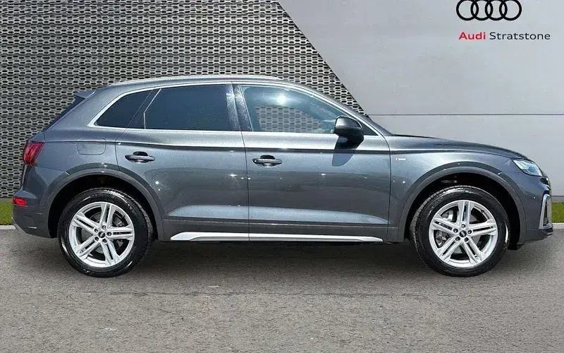Used Audi Q5 S-Line 265 HP (194 kW) 2024 SUV