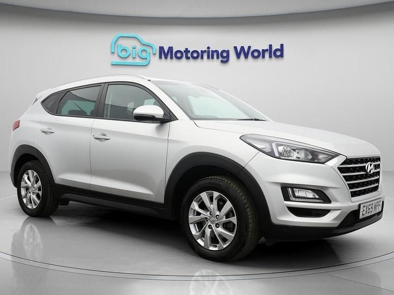 Silver Used 2019 Hyundai Tucson SE SUV | £13,500 (Good price) - Image 1/4