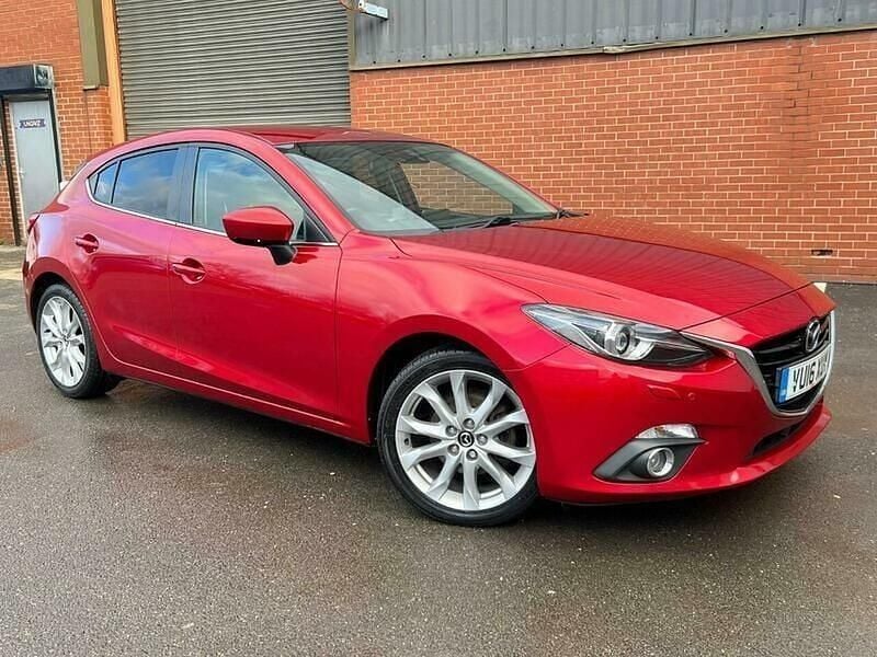 Begagnad Mazda 3 Inclusive 105 HK (77 kW) 2016 Röd Halvkombi