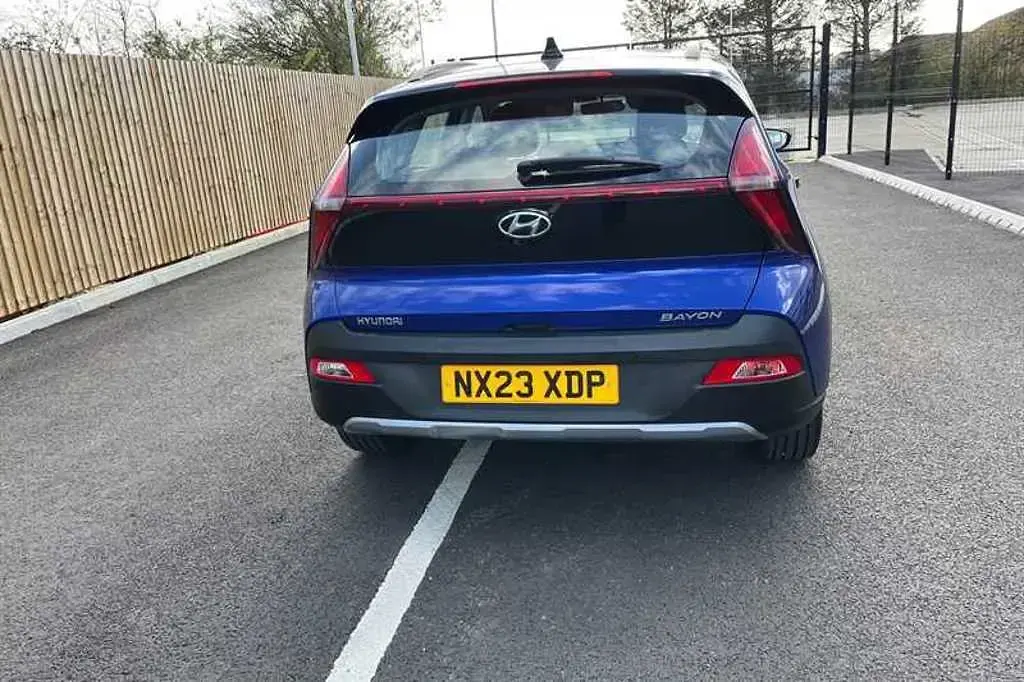Used Hyundai Bayon SE 100 HP (73 kW) 2023 Blue SUV