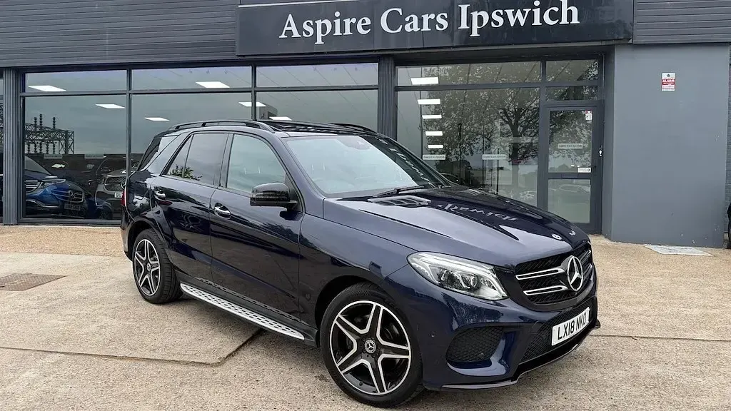 Usado Mercedes GLE250 AMG 2018 Azul Carrinha