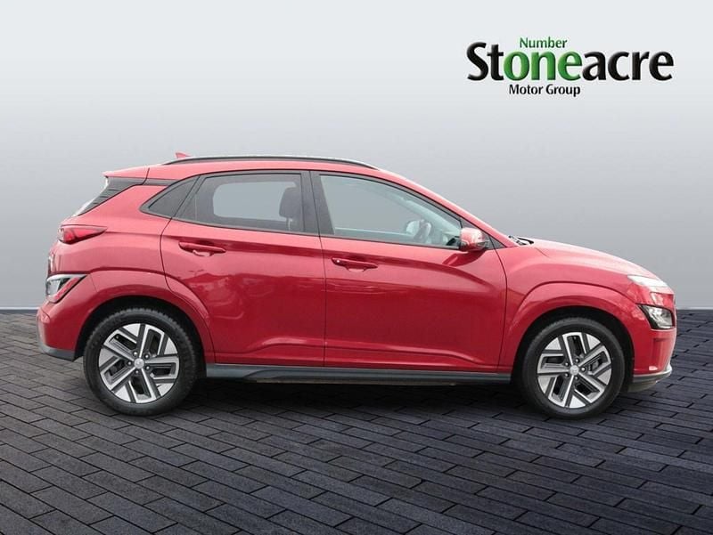 Used Hyundai Kona Premium 150 kW (204 HP) 2021 Red SUV