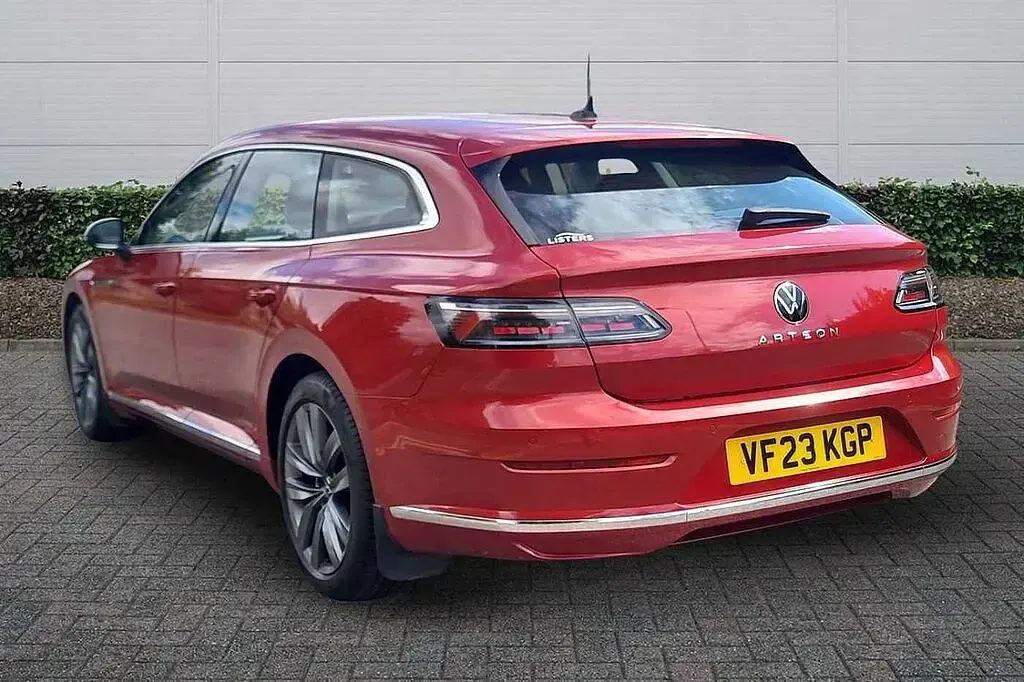 Used VW Arteon Elegance 150 HP (110 kW) 2023 Red Hatchback