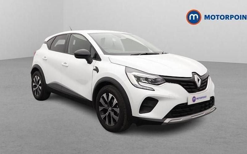 Used Renault Captur Evolution 91 HP (66 kW) 2023 White SUV