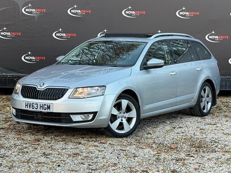 Silver Used 2013 Skoda Octavia Elegance Estate | £5,250 (Expensive) - Image 1/4