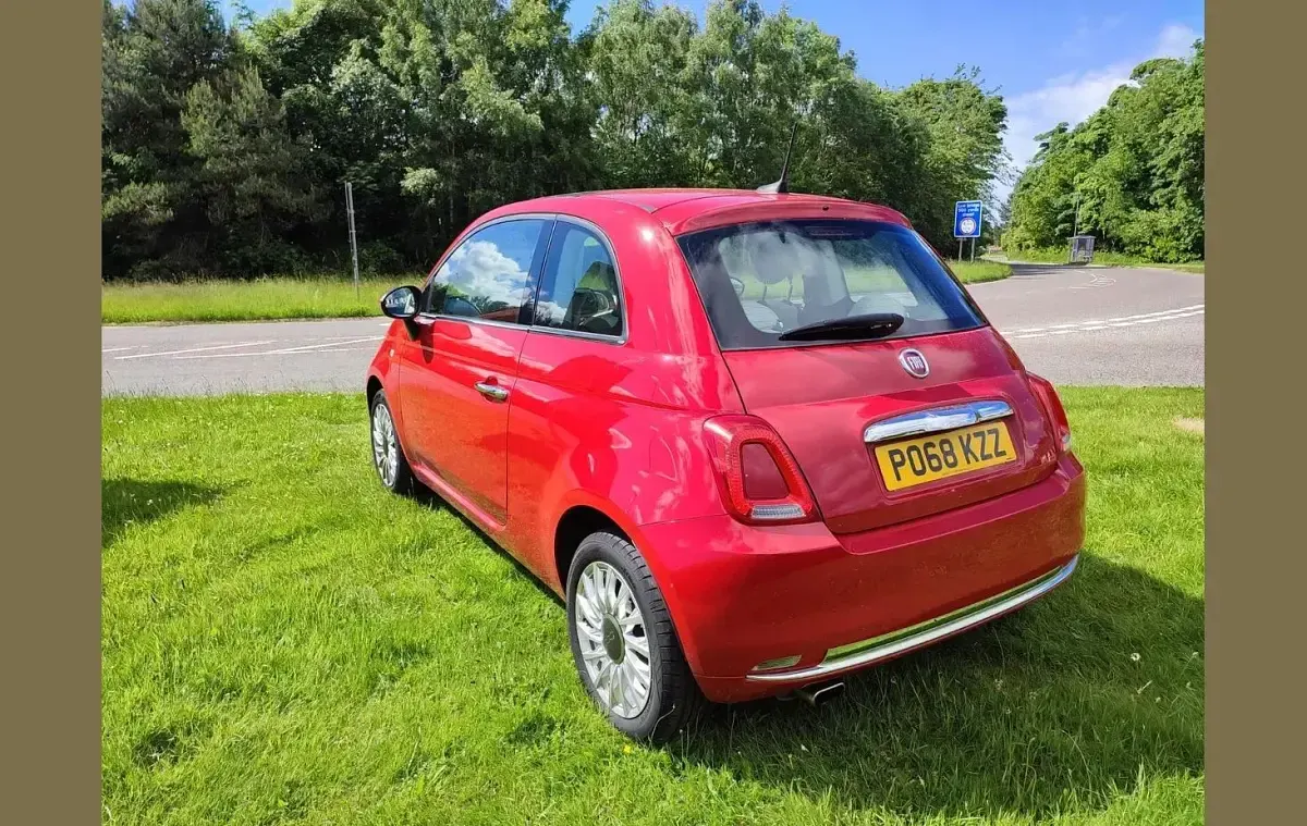 Used Fiat 500 Lounge 69 HP (50 kW) 2018 Red Hatchback
