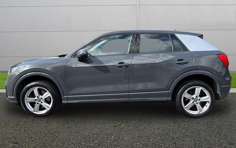 Używany Audi Q2 Sport 150 KM (110 kW) 2018 Szary SUV