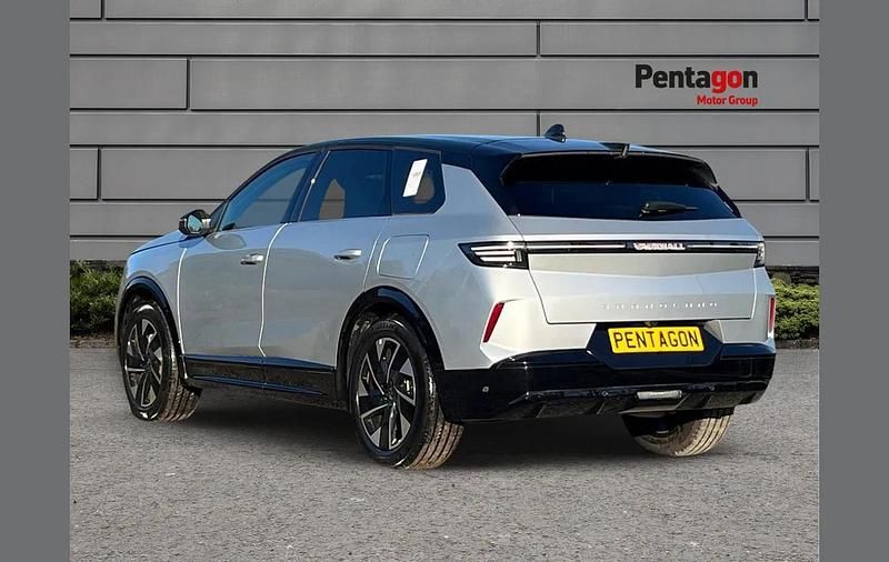 Used Vauxhall Grandland 156 kW (213 HP) 2025 Grey SUV