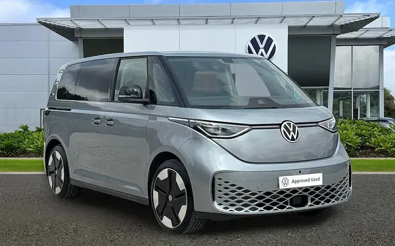 Used VW ID. Buzz Pro 150 kW (204 HP) 2023 MPV