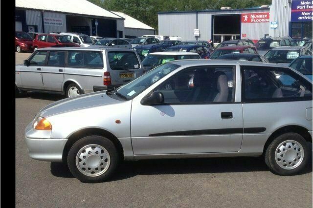 Used Suzuki Swift 52 HP (38 kW) 2002 Hatchback