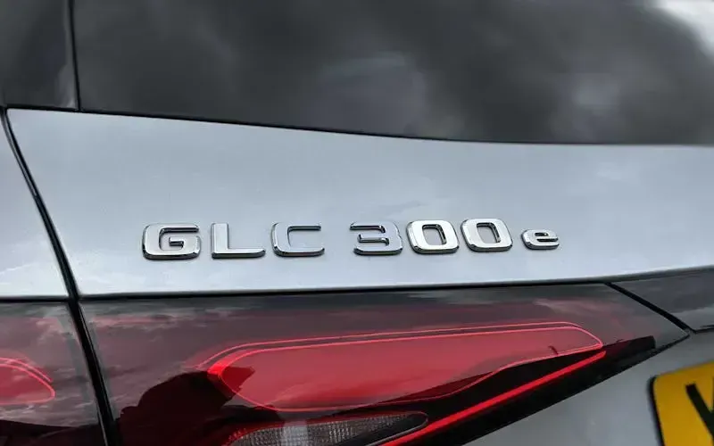 Used Mercedes GLC300 Urban 313 HP (230 kW) 2025 Silver SUV