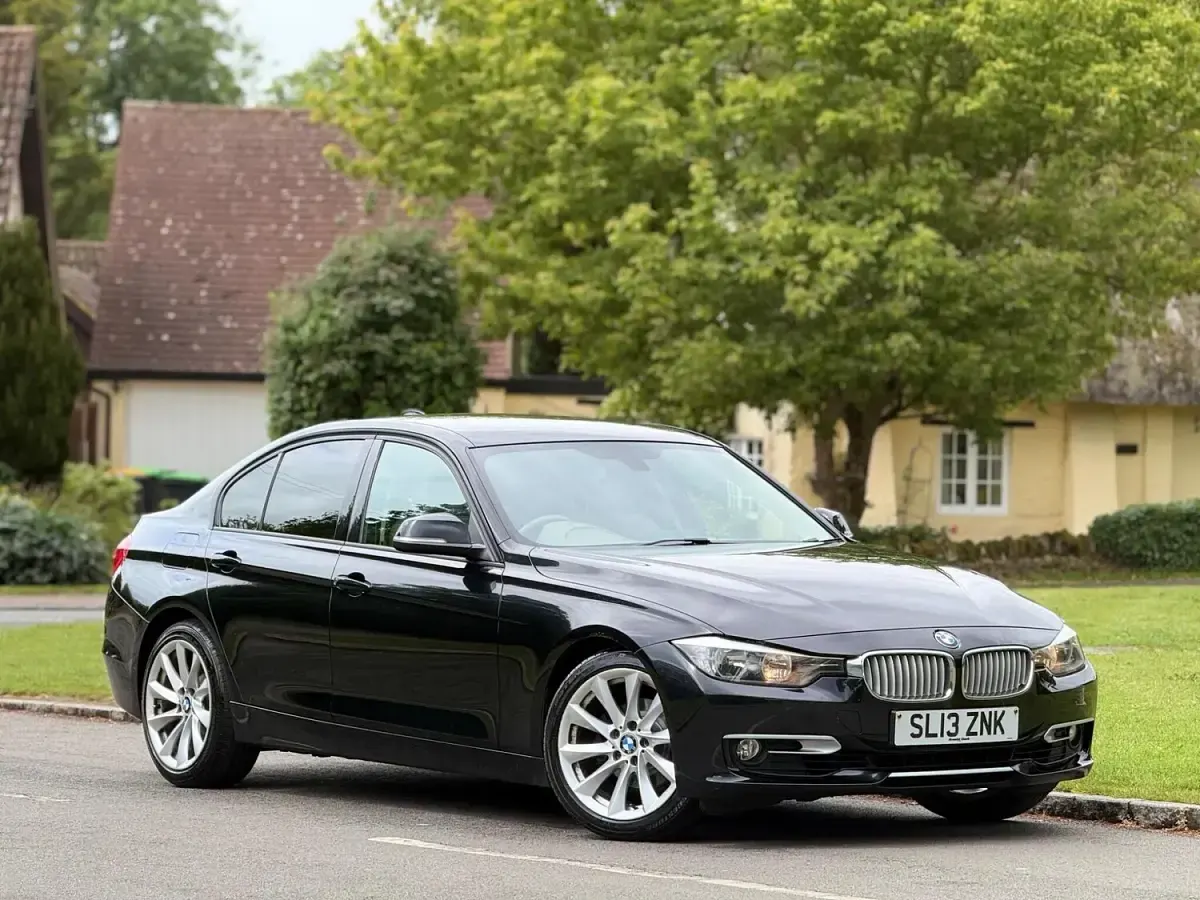 Used BMW 320 Advantage 2013 Black Sedan