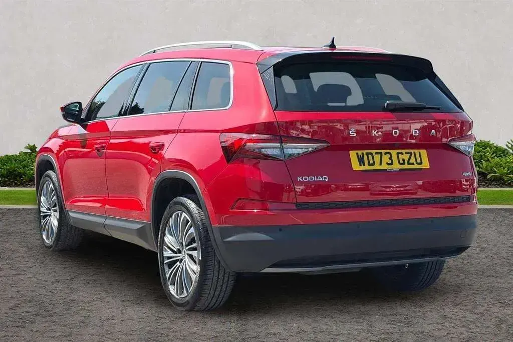 Used Skoda Kodiaq SE L Executive 196 HP (144 kW) 2024 Red SUV