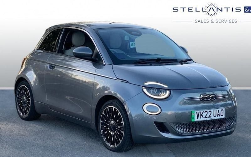Used 2025 Fiat 500e La Prima Hatchback | £12,085 (Super price) - Image 1/4