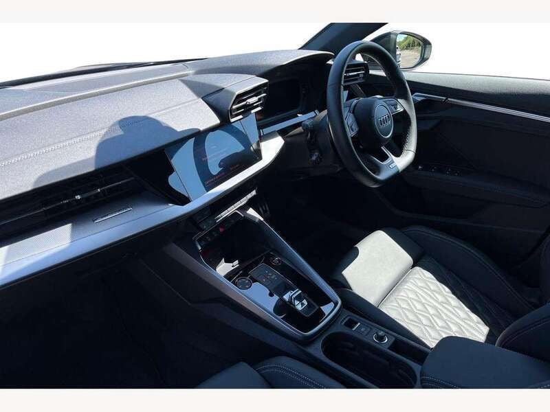 Image 2/4