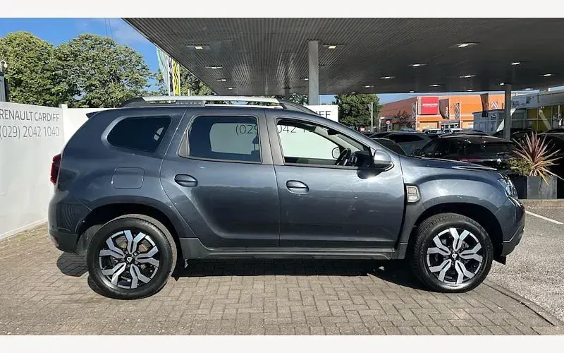 Used Dacia Duster Prestige 90 HP (66 kW) 2022 Grey SUV