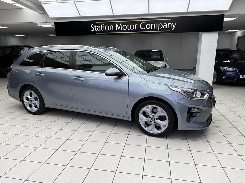 Used Kia Ceed Sportswagon 138 HP (101 kW) 2020 Silver Estate