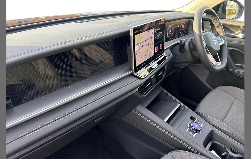 Usado VW Tayron Life 147 CV (108 kW) 2025 Negro SUV