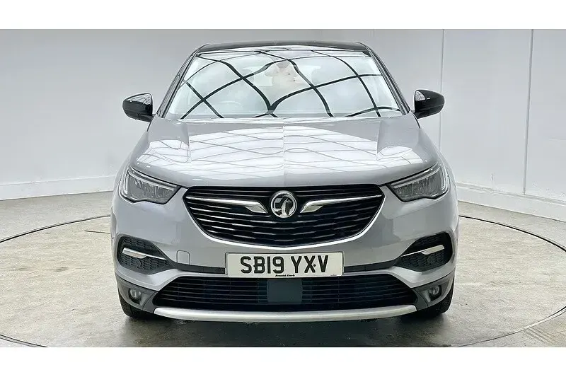 Used Vauxhall Grandland X Sport 130 HP (95 kW) 2019 Grey SUV
