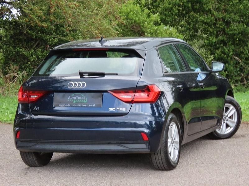 Used Audi A1 Sportback Design 116 HP (85 kW) 2019 Blue Hatchback