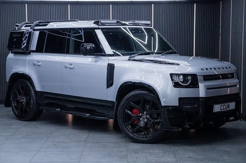 Used Land Rover Defender Dynamic 250 HP (183 kW) 2021 Silver SUV