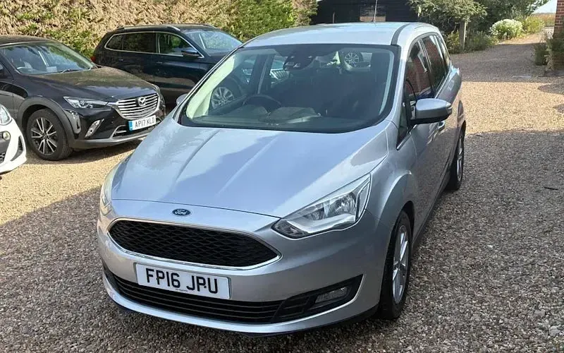 Used Ford Grand C-Max Zetec 120 HP (88 kW) 2019 MPV
