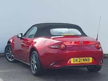 Used Mazda MX5 Inclusive 132 HP (97 kW) 2021 Red Cabriolet