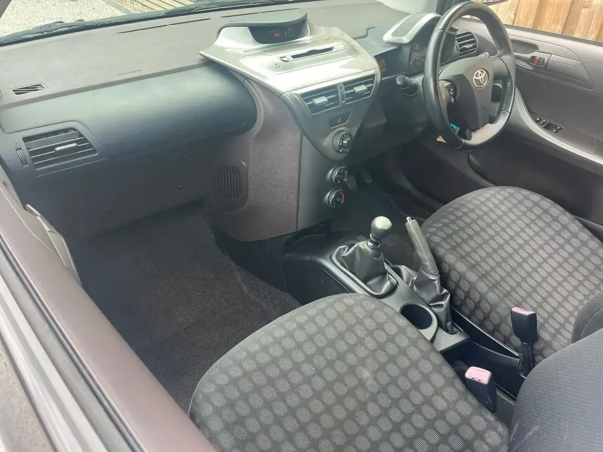Used Toyota iQ 2009 Black Hatchback