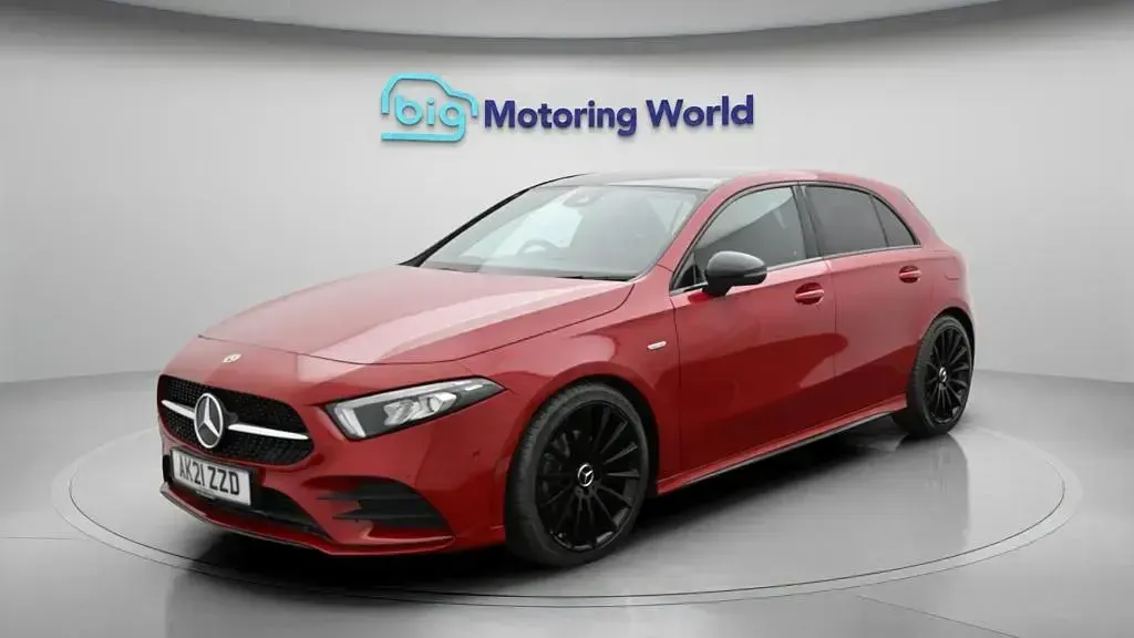 Used Mercedes A200 Exclusive 163 HP (119 kW) 2020 Red Hatchback