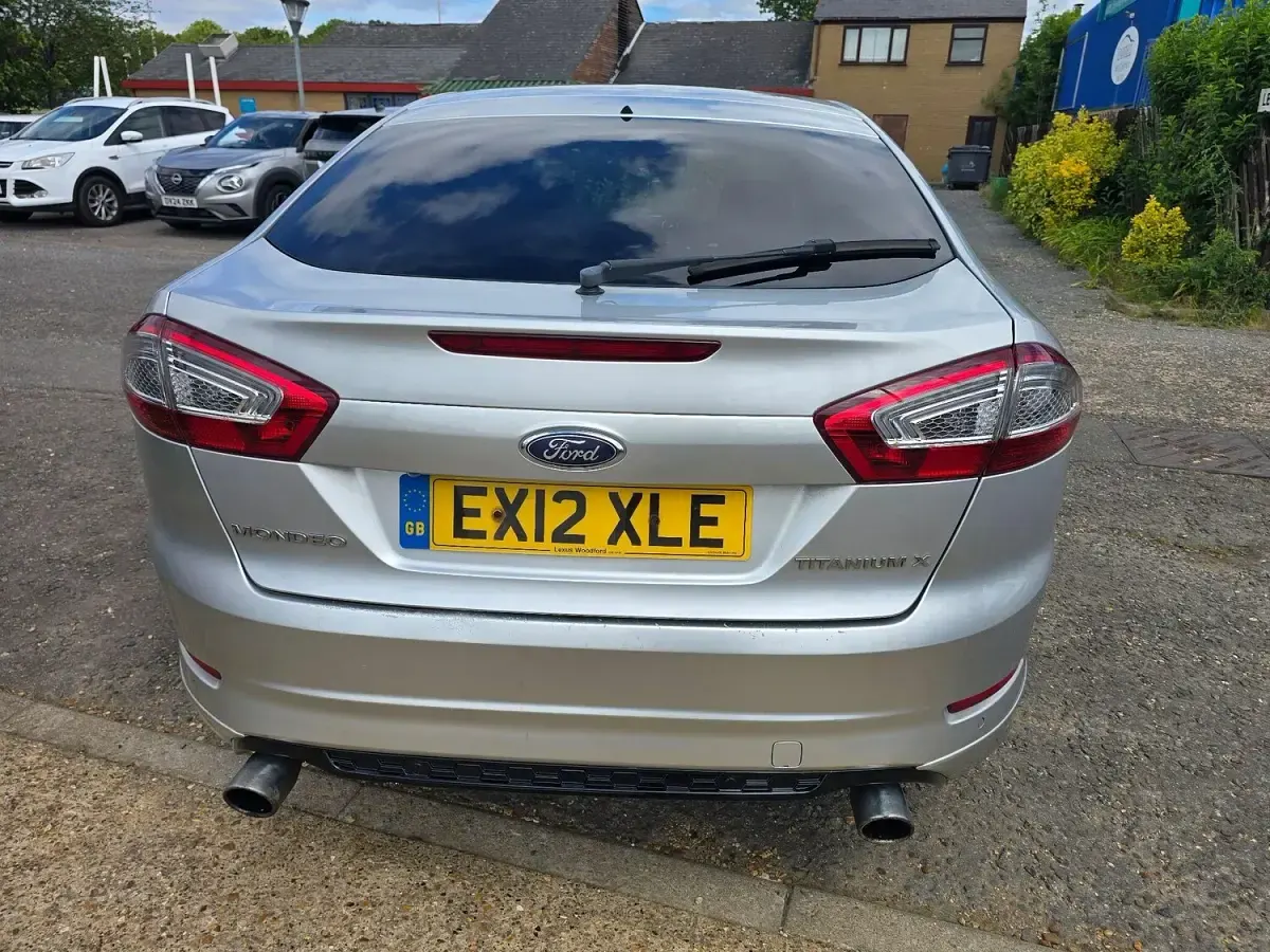Used Ford Mondeo Titanium X 200 HP (147 kW) 2012 Silver Hatchback
