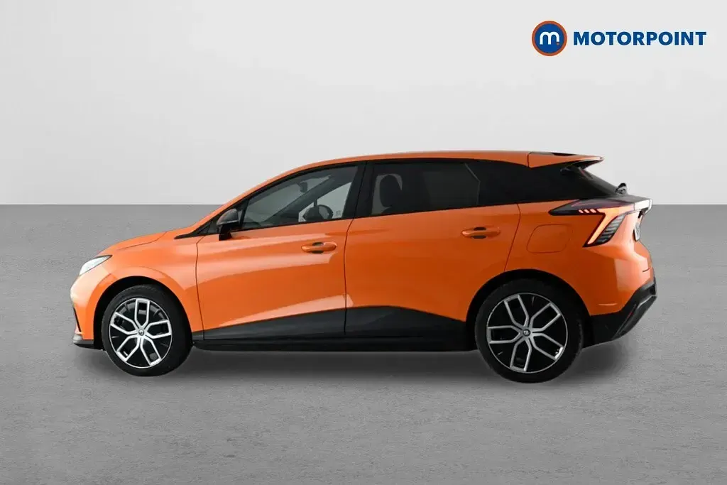Used MG MG4 EV Trophy 319 kW (435 HP) 2023 Orange Hatchback