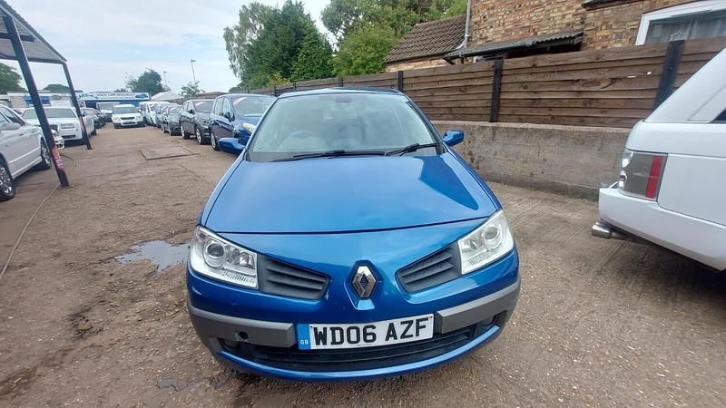 Used Renault Mégane II Dynamique 2006 Blue Hatchback