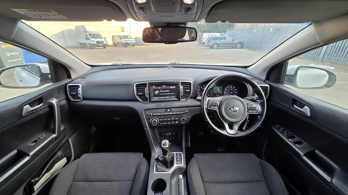 Used Kia Sportage 130 HP (95 kW) 2017 White SUV